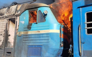 Ворожий БПЛА знову завдав удару по пасажирському поїзду на Запоріжжі